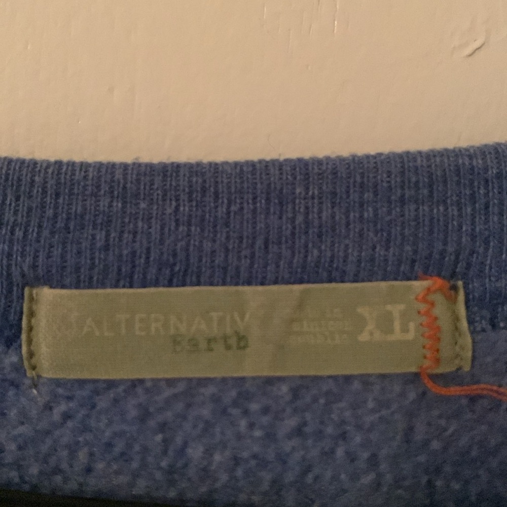 Sky blue sweater with black sheep print - Picture 2 of 3